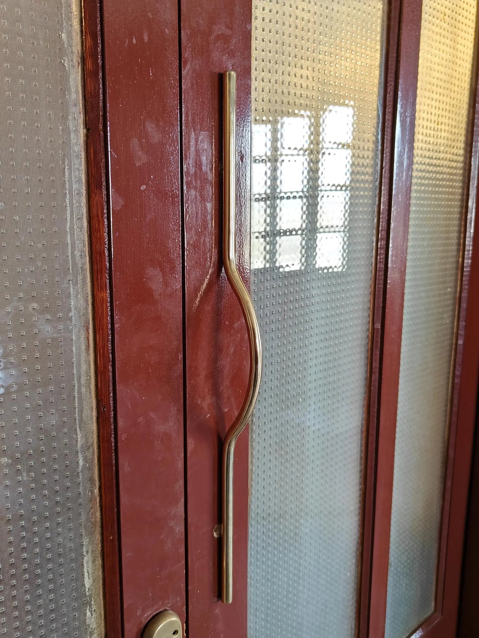Unlacquered Solid Brass Door Pull Handle – Modern Curved Bar for Entry, Barn, Pantry & Glass Doors | Patina-Ready Heavy-Duty Hardware #VFK273