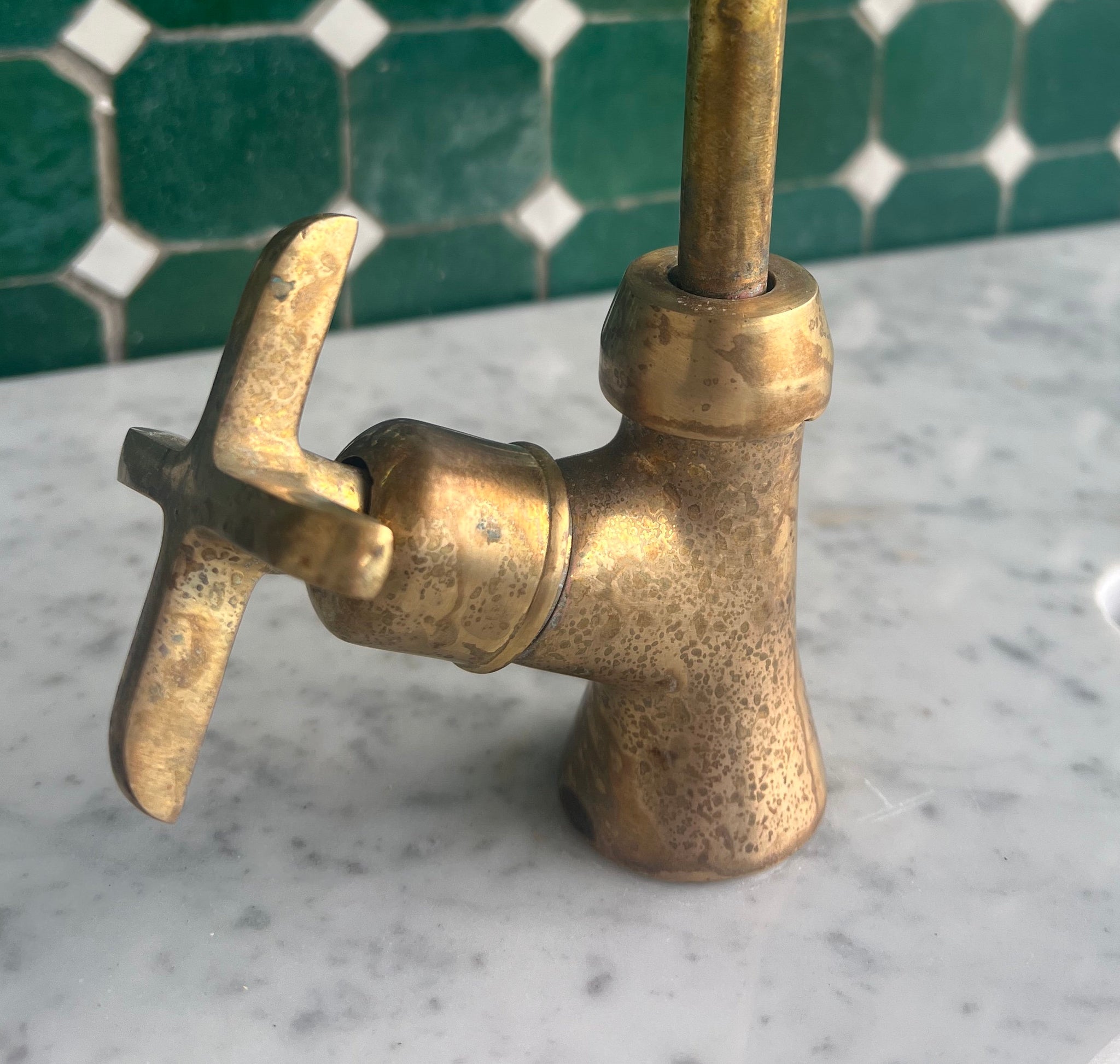 Brass Cold Or Hot Water Faucet #VFK051