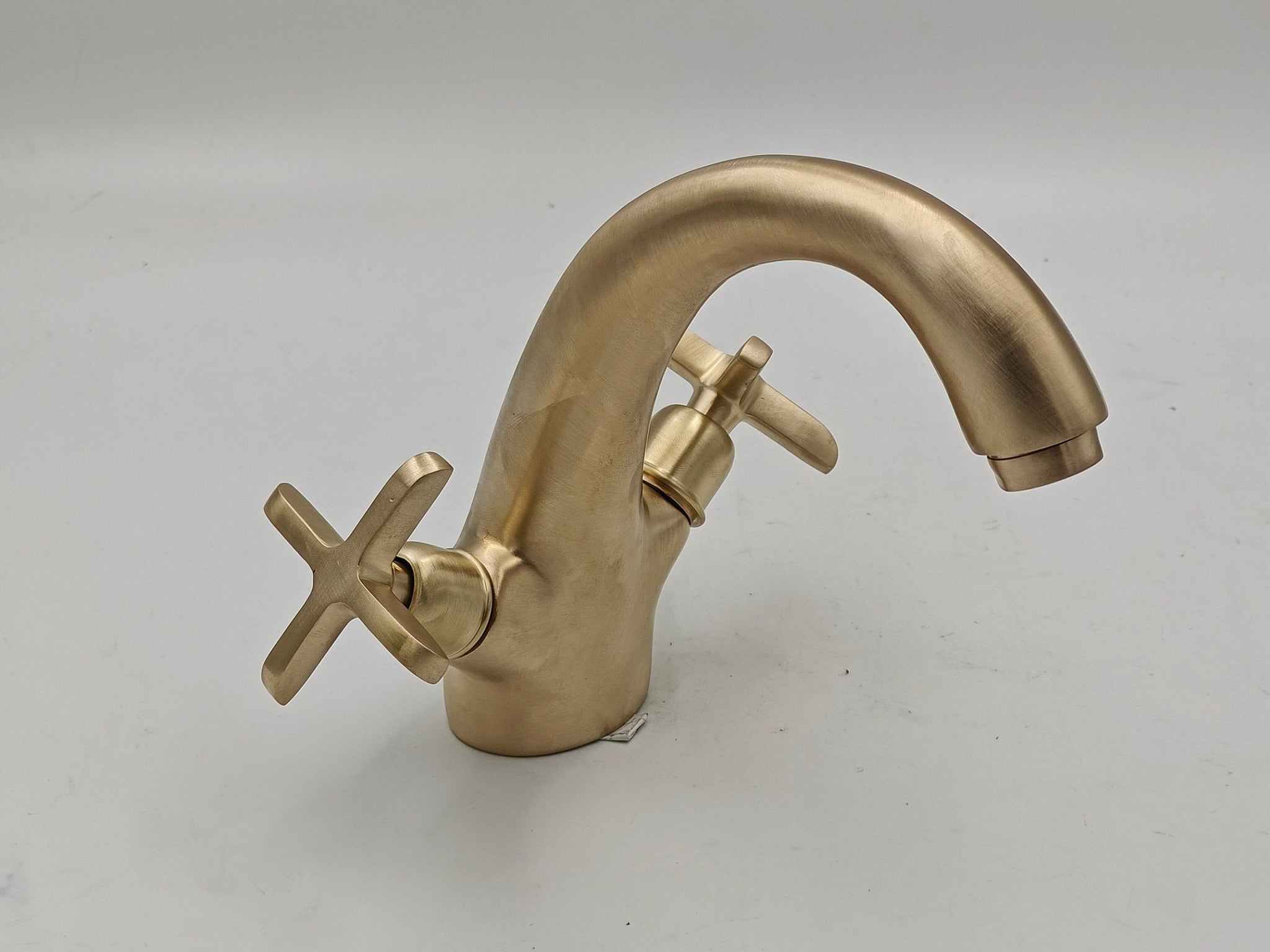 Solid Brass Faucet Bathroom, Bathroom Sink Faucet ,Farmhouse & Vessel Sink